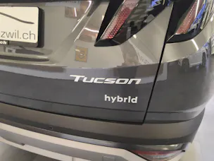 Hyundai Tucson 1.6 T-GDi HEV Amplia 4WD