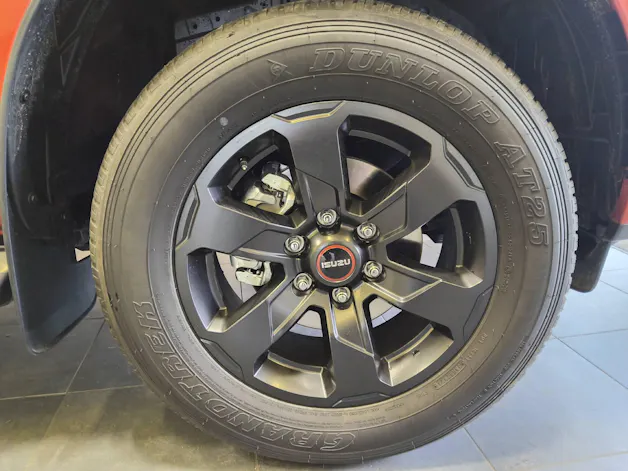 Isuzu D-Max Crew Pick-up 1.9 DDi N60 Nitro Sport 4x4