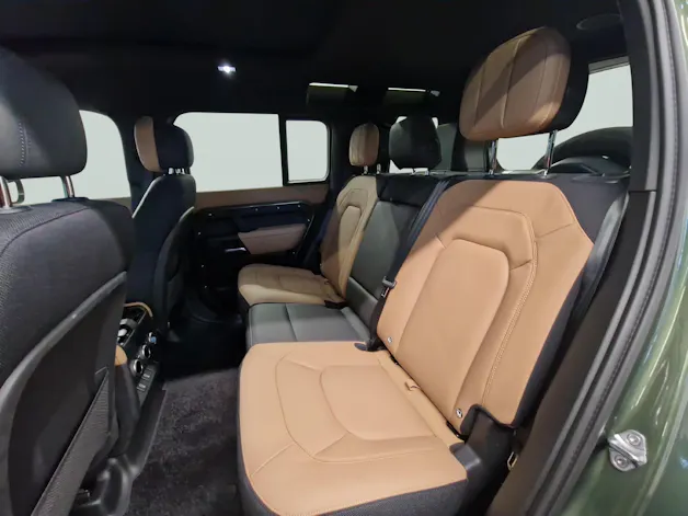 Land Rover Defender 110 3.0 D I6 350 X