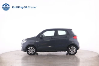 https://vehicle.imgix.net/4337833/3fffd334-cbcd-4f46-b6ce-286ecfeea673.jpg