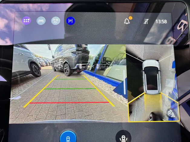 Ford Explorer Extended Range Premium AWD