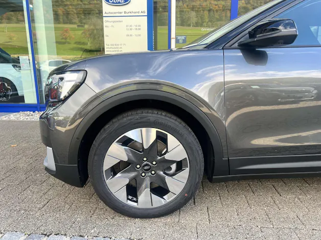 Ford Explorer Extended Range Premium AWD