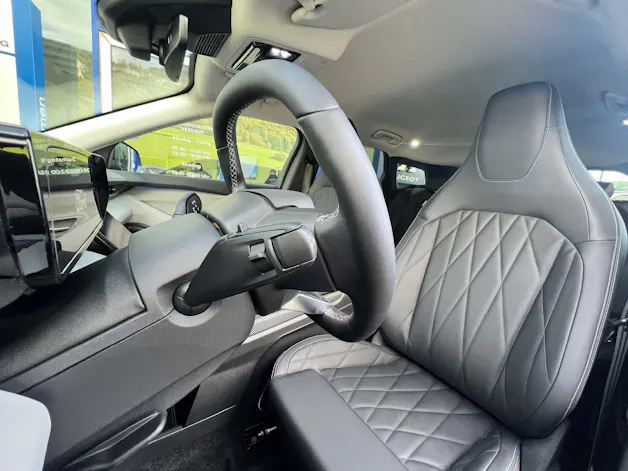 Ford Explorer Extended Range Premium AWD