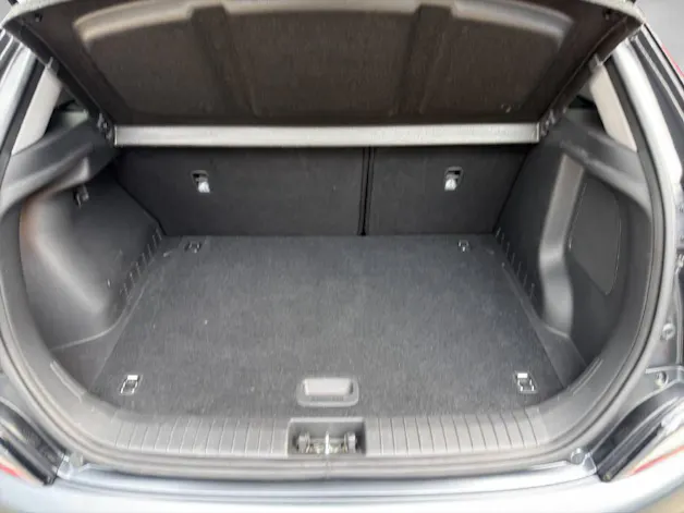 Hyundai Kona 1.6 GDi Hybrid Amplia