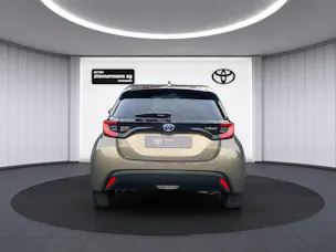 Toyota Yaris 1.5 VVT-i HSD Trend