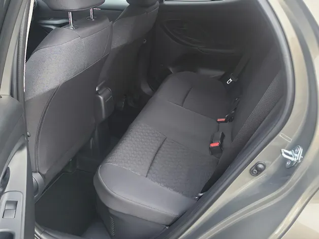 Toyota Yaris 1.5 VVT-i HSD Trend