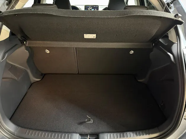 Toyota Yaris 1.5 VVT-i HSD Trend