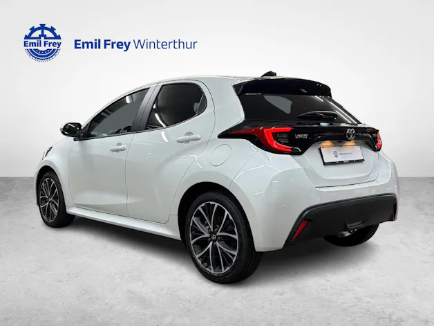 Toyota Yaris 1.5 VVT-i HSD Trend