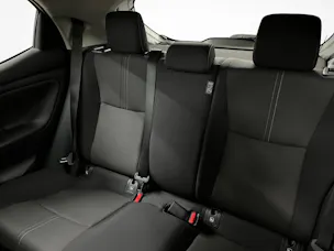 Toyota Yaris 1.5 VVT-i HSD Trend