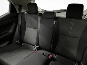 Fahrzeugbild TOYOTA Yaris 1.5 VVT-i HSD Trend