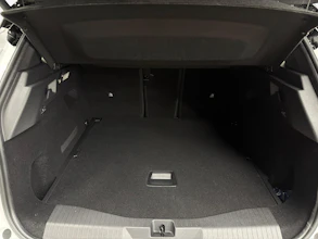 https://vehicle.imgix.net/4338048/4f019b8d-3a0e-47f0-b417-42c385340c7a.jpg