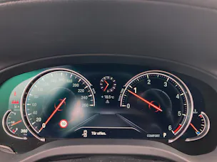 BMW X3 20d xDrive paddles