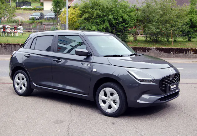 Suzuki Swift 1.2 Sakura Hybrid 4x4