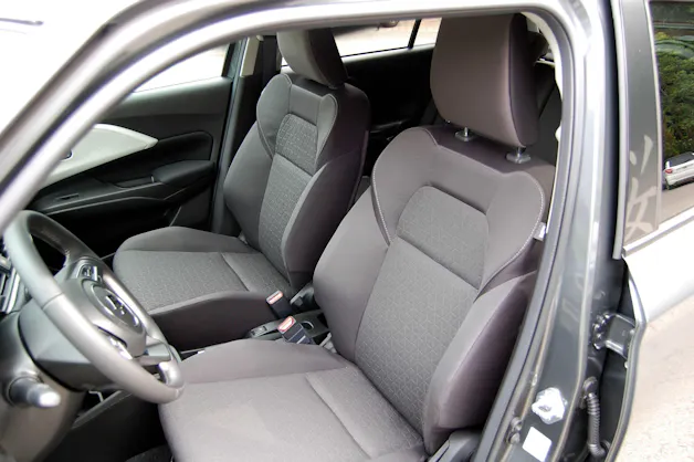 Suzuki Swift 1.2 Sakura Hybrid 4x4