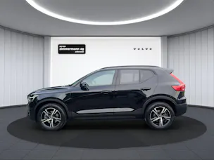 Volvo XC40 2.0 B3 MH Plus Dark