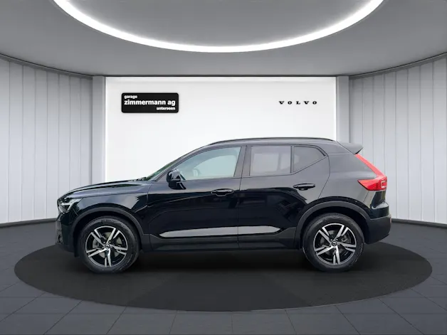 Volvo XC40 2.0 B3 MH Plus Dark