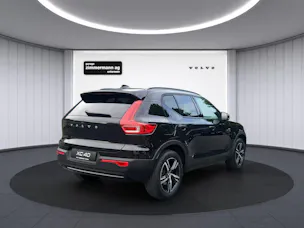 Volvo XC40 2.0 B3 MH Plus Dark