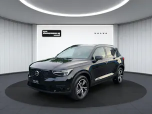 Volvo XC40 2.0 B3 MH Plus Dark