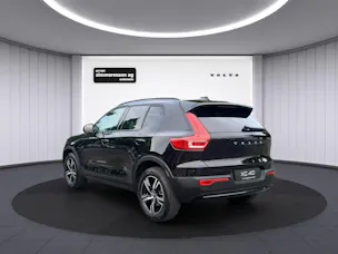 Volvo XC40 2.0 B3 MH Plus Dark
