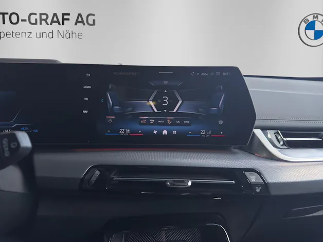 BMW X1 30e M Sport  xDrive paddles