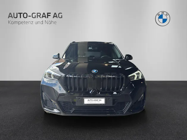 BMW X1 30e M Sport xDrive paddles