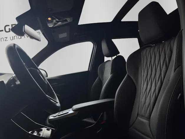 BMW X1 30e M Sport  xDrive paddles