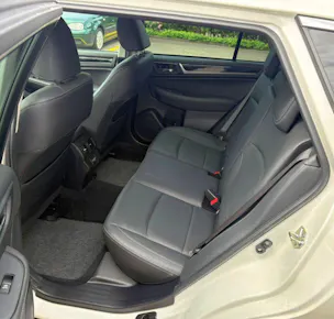 Subaru Outback 2.5i Luxury