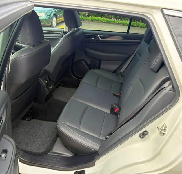 Subaru Outback 2.5i Luxury
