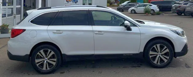 Subaru Outback 2.5i Luxury