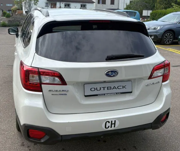 Subaru Outback 2.5i Luxury