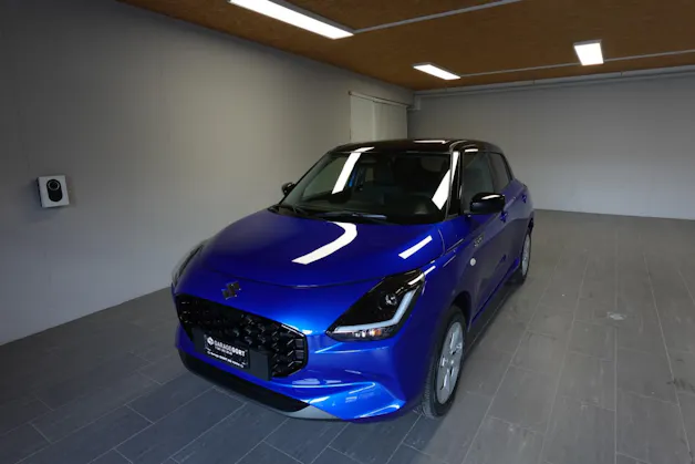 Suzuki Swift 1.2 Sakura Hybrid 4x4