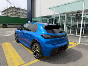 Peugeot 208 1.2 Hybrid 145 GT