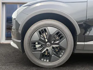 Volvo EX30 CC E60 Twin Performance AWD