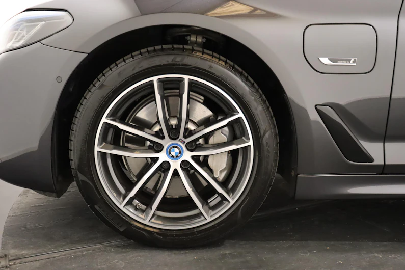 Fahrzeugbild BMW 5 SERIES