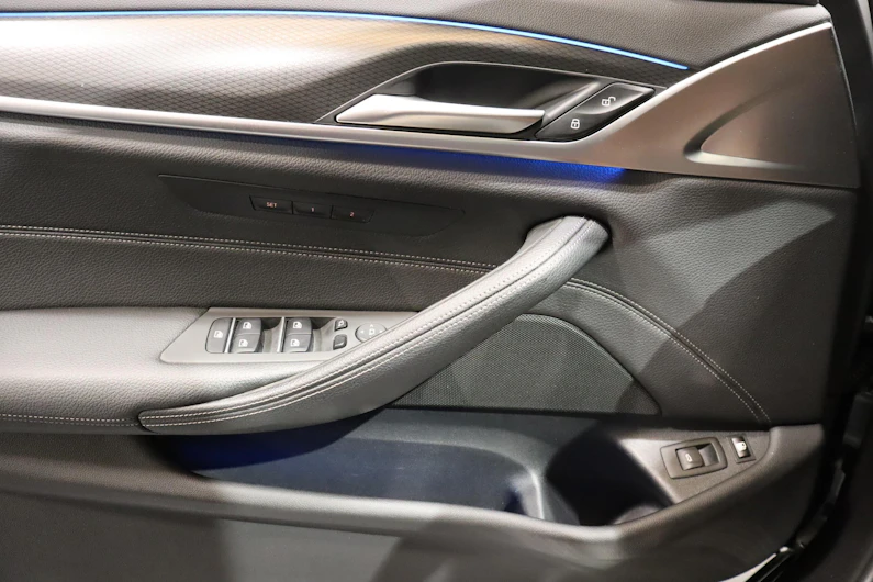 Fahrzeugbild BMW 5 SERIES