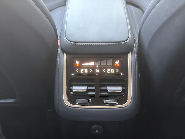 Volvo XC90 2.0 T8 TE Plus Dark eAWD