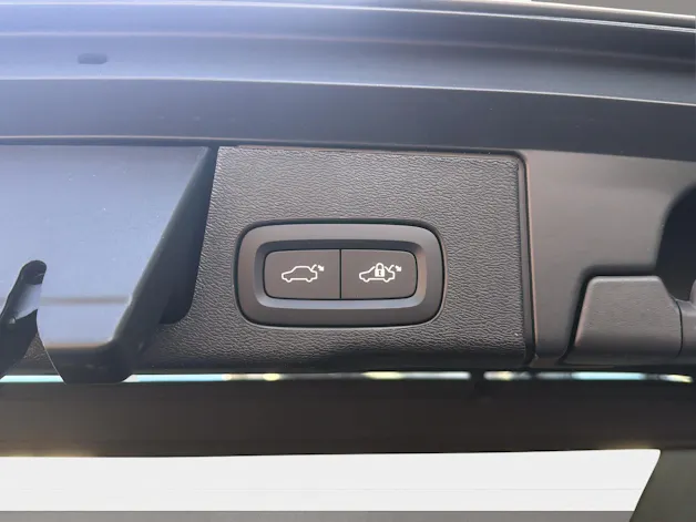 Volvo XC60 2.0 T6 TE Core eAWD