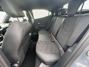 https://vehicle.imgix.net/4338280/673e2ec2-edf3-4af8-bfd6-af61aa70a21b.jpg