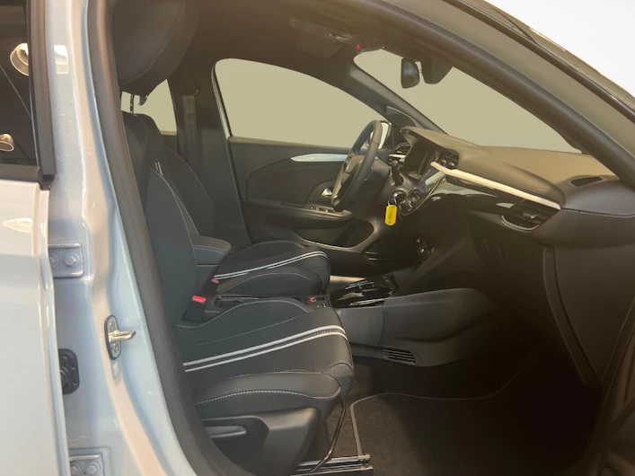 immagine del veicolo OPEL CORSA