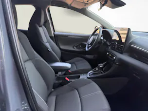 Toyota Yaris 1.5 VVT-i HSD Trend