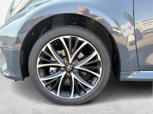 Toyota Yaris 1.5 VVT-i HSD Trend