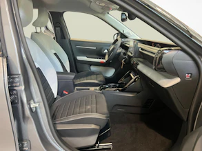 https://vehicle.imgix.net/4338319/618f852a-82e5-4217-83d6-4c2c346bfcbd.jpg