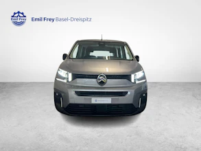 https://vehicle.imgix.net/4338322/f4472fee-3a5b-44f9-8787-b7c6dc10e9a6.jpg
