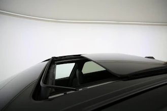 https://vehicle.imgix.net/4338329/0c2a0502-f1ce-4abb-861d-483c30b8cfc8.jpg