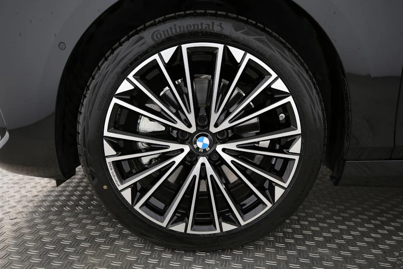 immagine del veicolo BMW 2 SERIES