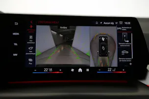 BMW 230e xDrive paddles Active Tourer