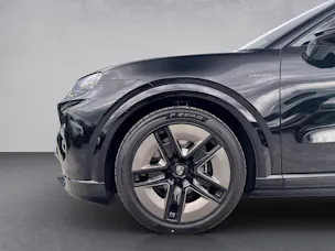 Porsche Cayenne Electric Turbo