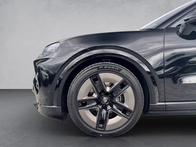 Porsche Cayenne Electric Turbo