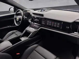 Porsche Cayenne Electric