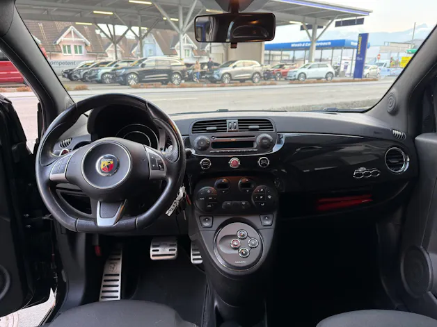 Fiat 595 Abarth 1.4 T-Jet 140